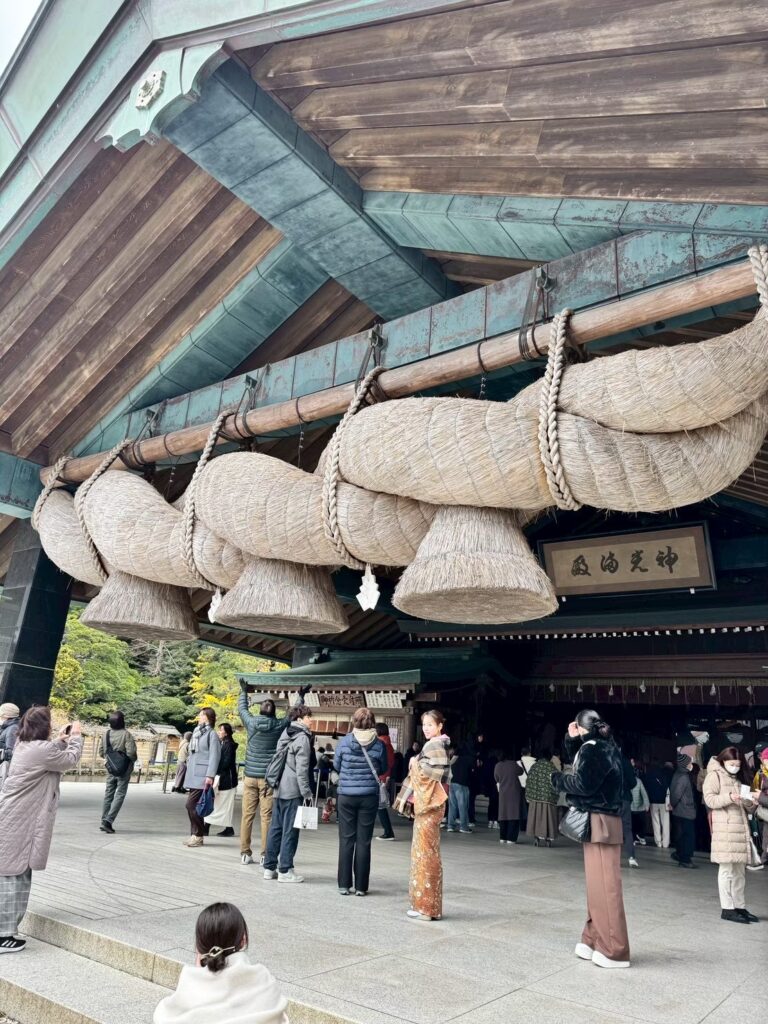 出雲大社本殿しめ縄